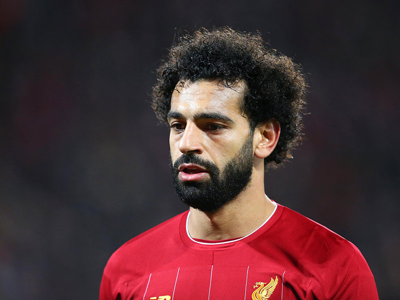 تعرف على شبيه محمد صلاح الذي يعمل معه في نفس النادي